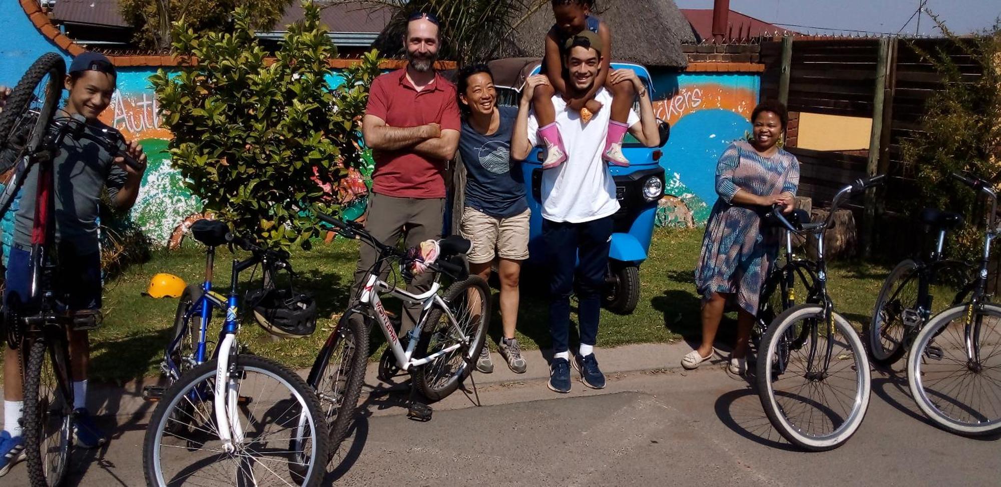 소웨토 Authentic Bicycle Tours And Backpackers 호스텔 객실 사진